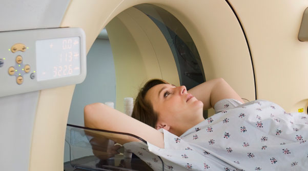 Protocolo rápido de ressonância magnética acelera diagnóstico do câncer de mama